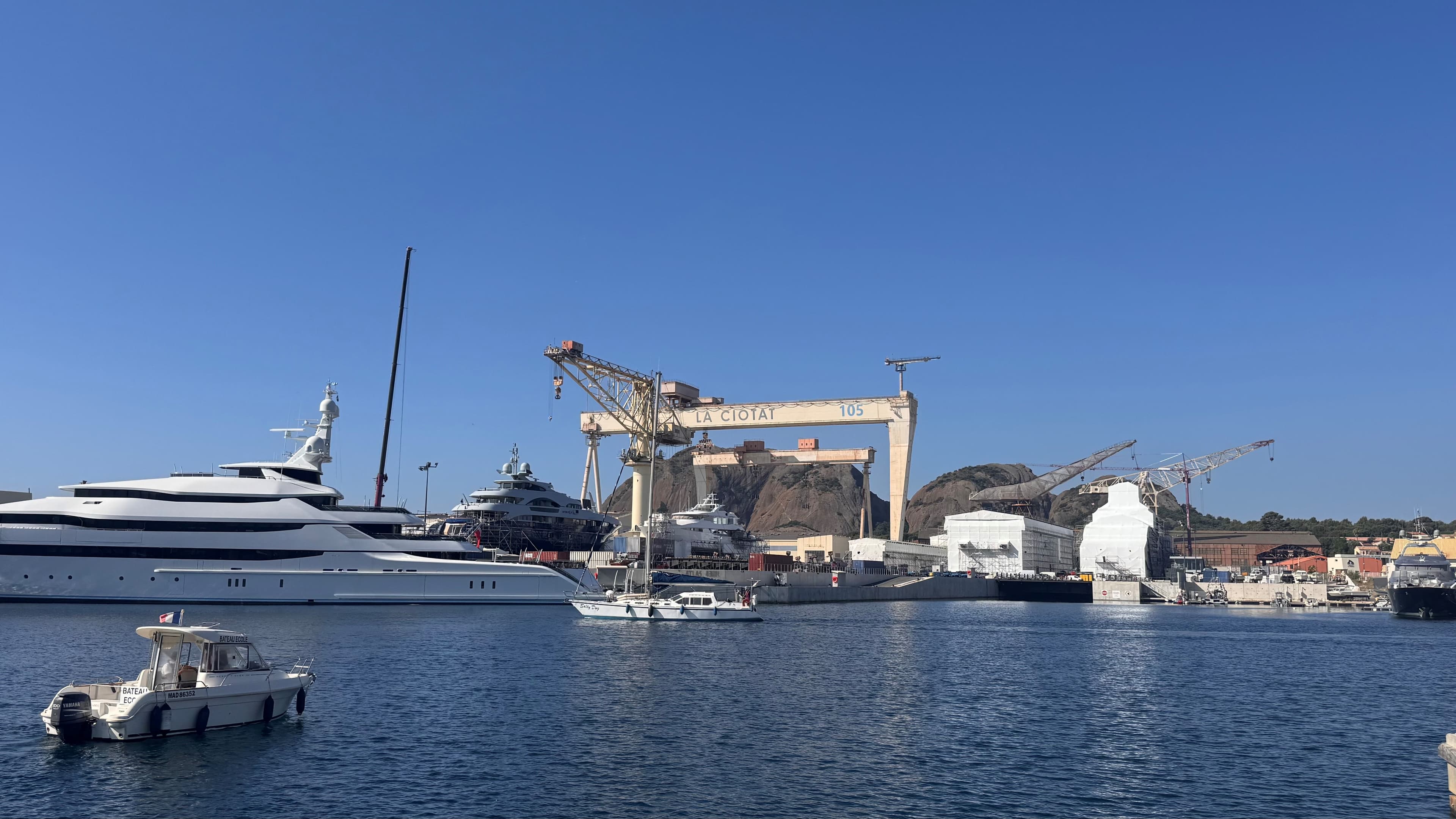 Port & Calanques